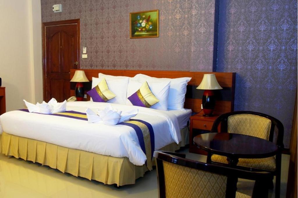 Sirimathani Hotel Loei Esterno foto