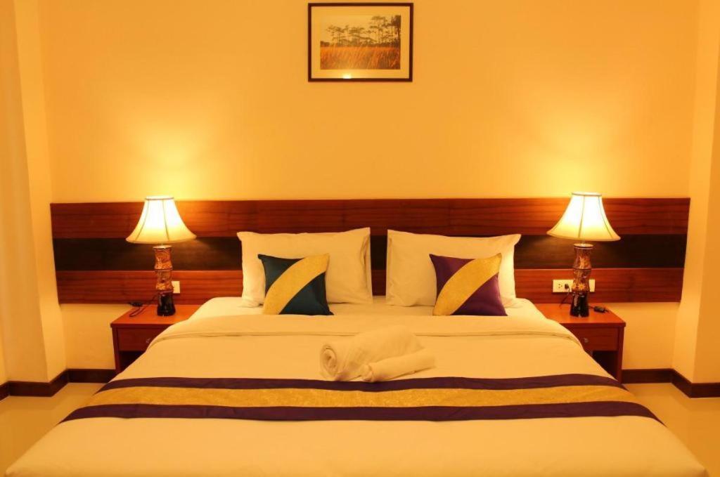 Sirimathani Hotel Loei Esterno foto