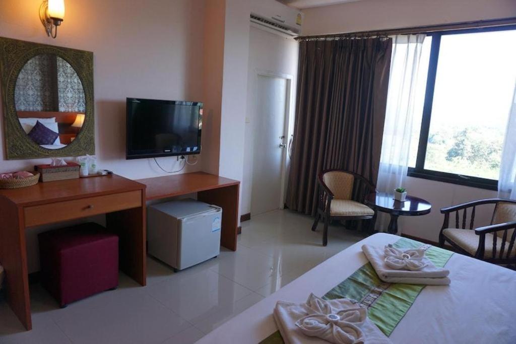 Sirimathani Hotel Loei Esterno foto