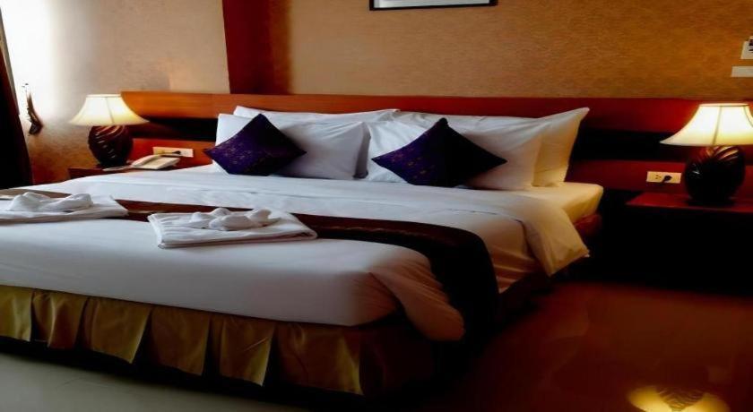 Sirimathani Hotel Loei Esterno foto