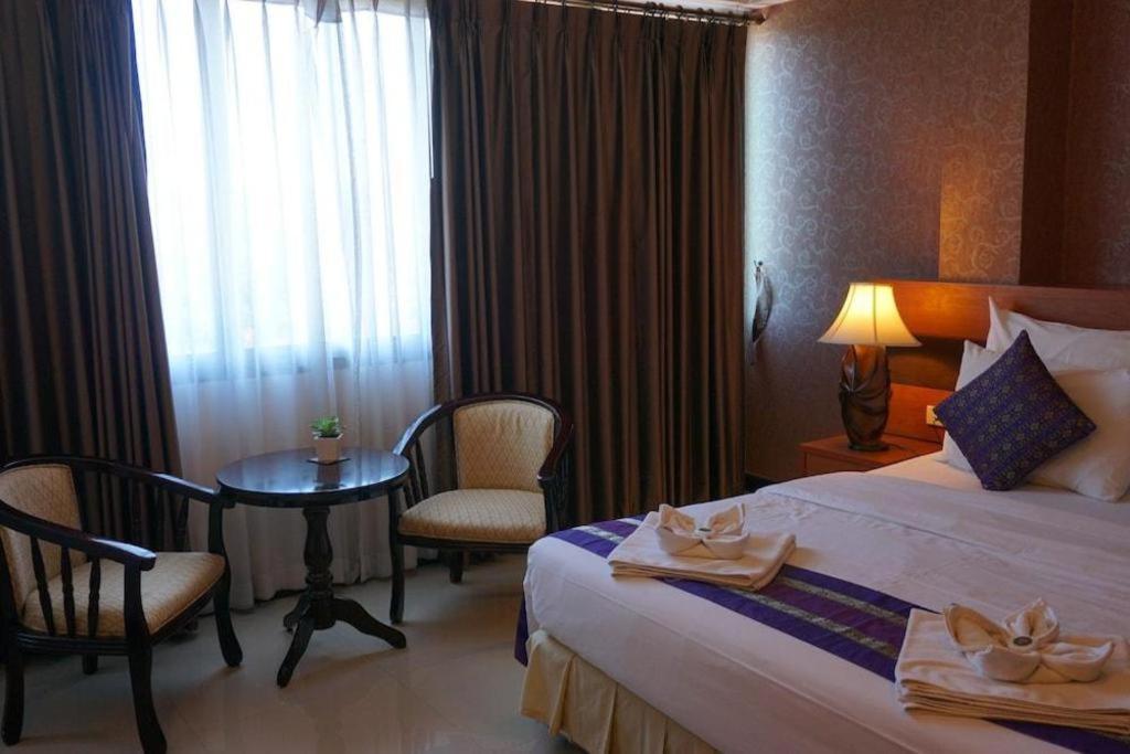 Sirimathani Hotel Loei Esterno foto