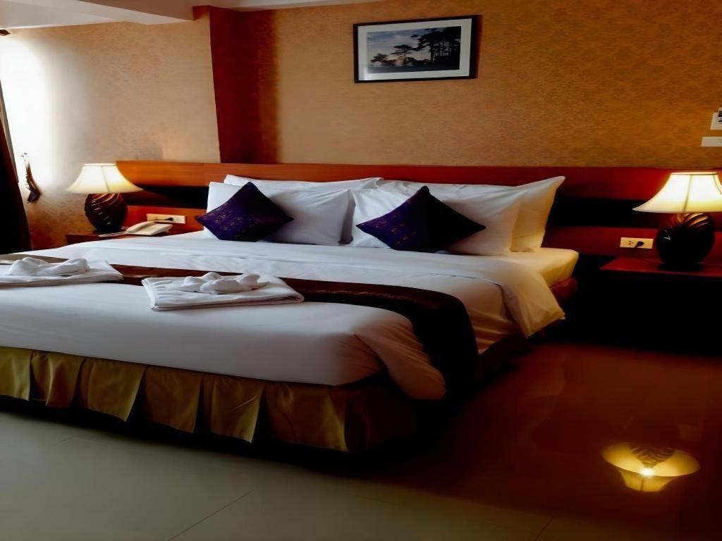 Sirimathani Hotel Loei Esterno foto